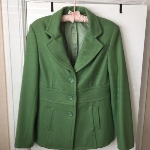 Kenzie Three Button Blazer - Picture 2 of 8